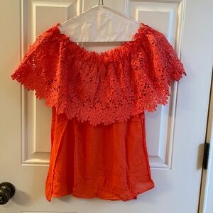 Entro sleeveless top with lace detail